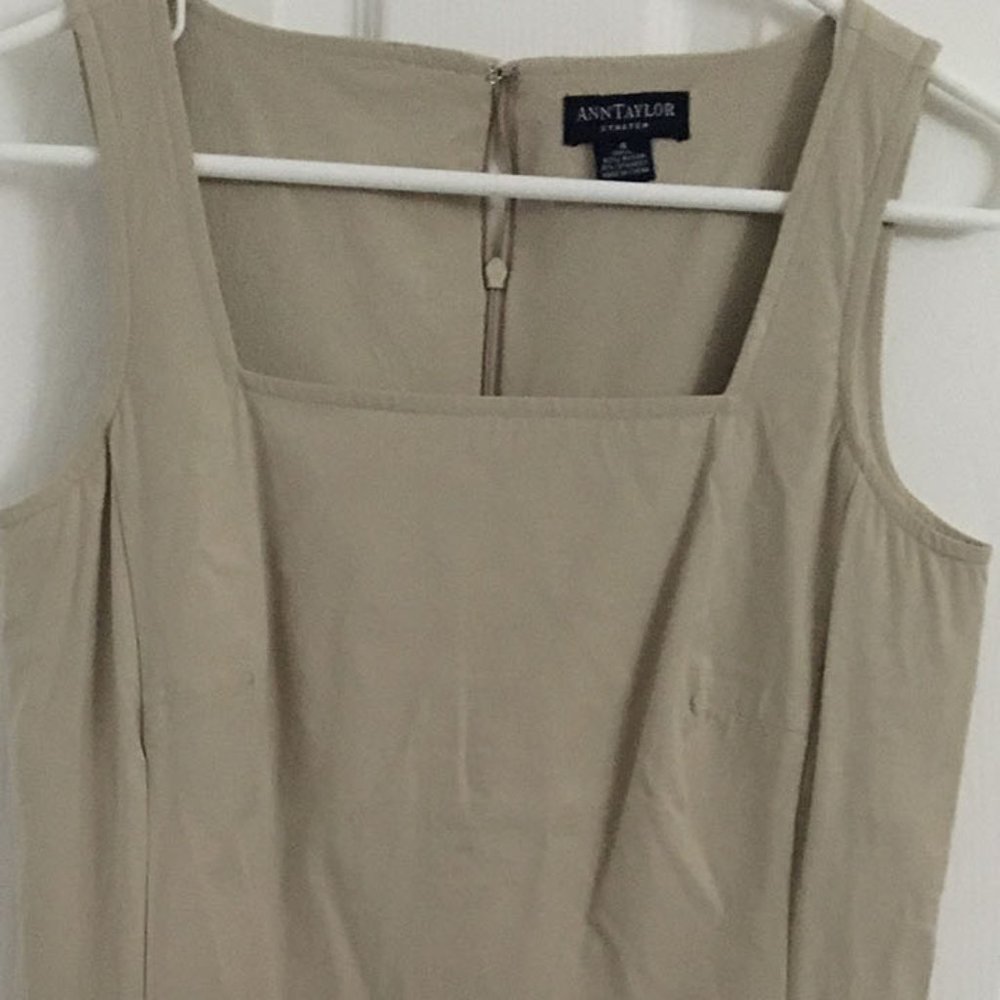 Ann Taylor sleeveless squarecut neck dress w pocke